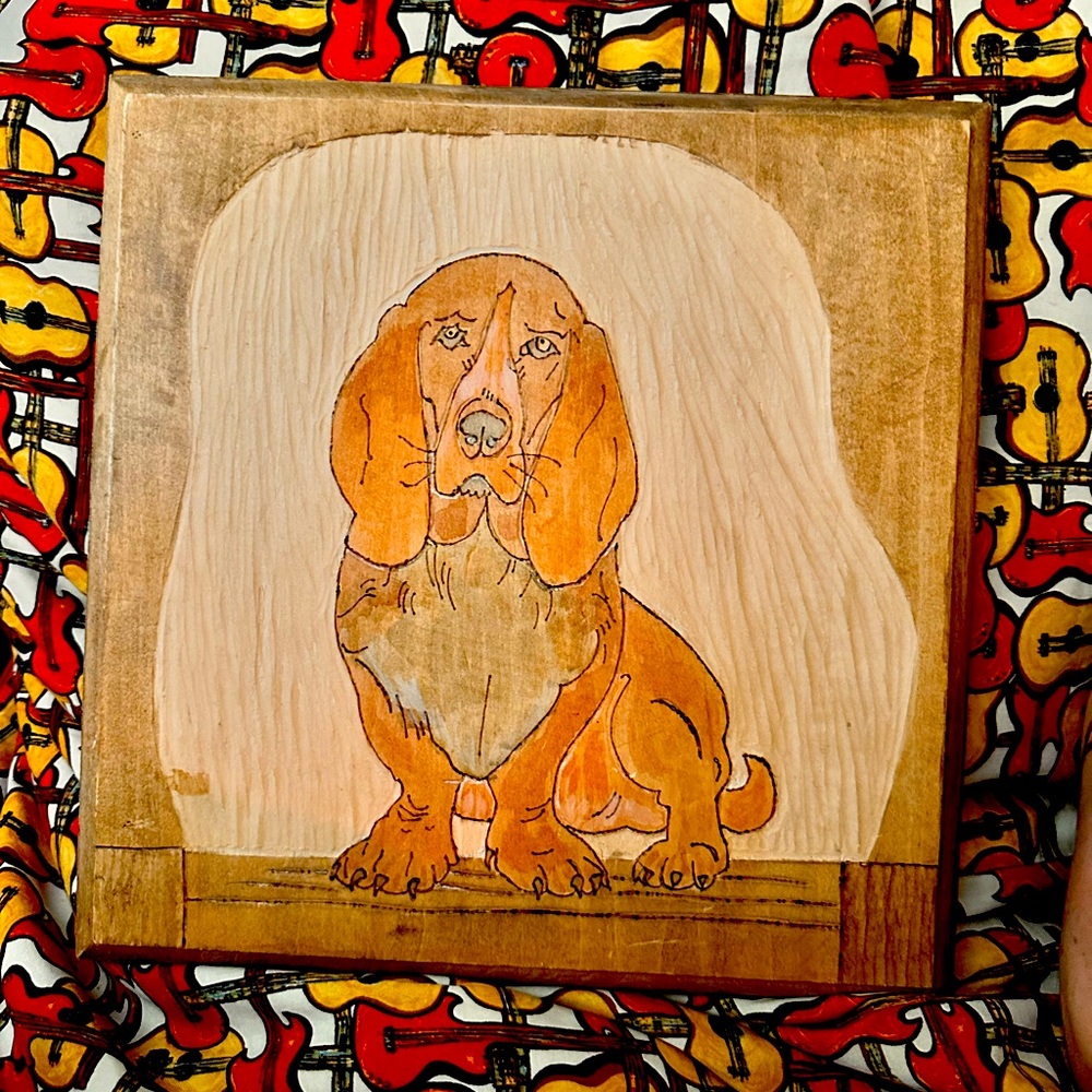 Dog carving painting 🖼️